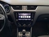 Škoda Octavia (2017) 1.6 TDI, Automat, Navi - náhled 12