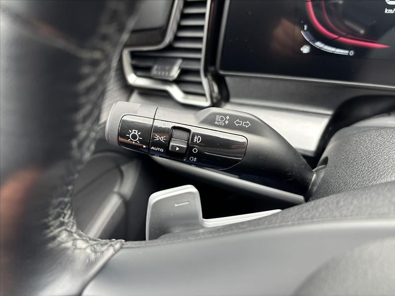 Kia Sportage 1,6 TGDI AT Exclusive ZÁRUKA - fotka 37 z 46