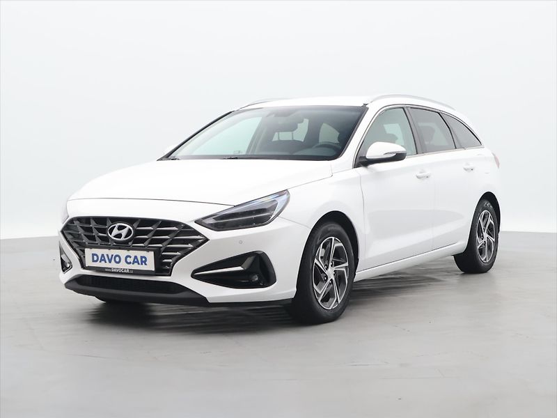 Hyundai i30 1,6 CRDi 85kW Smart LED CZ - fotka 3 z 36