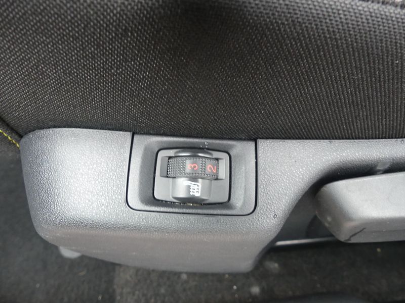 Citroën C3 (2019) 1,2 PureTech 110 MAN6 FEEL - fotka 20 z 21