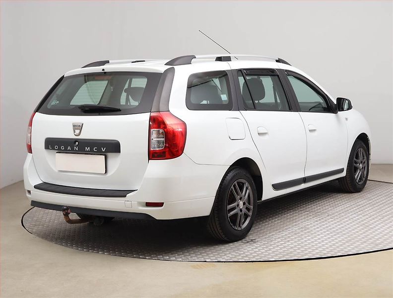 Dacia Logan (2019) 1.0 SCe - fotka 5 z 16