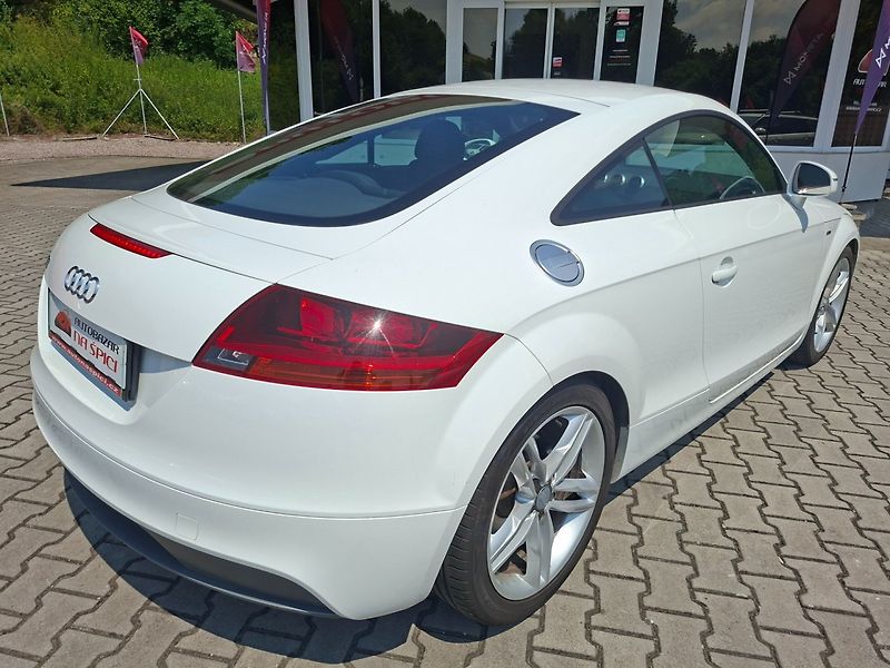 Audi TT (2009) 1.8TFSI 118kW MAN S-LINE - fotka 8 z 31