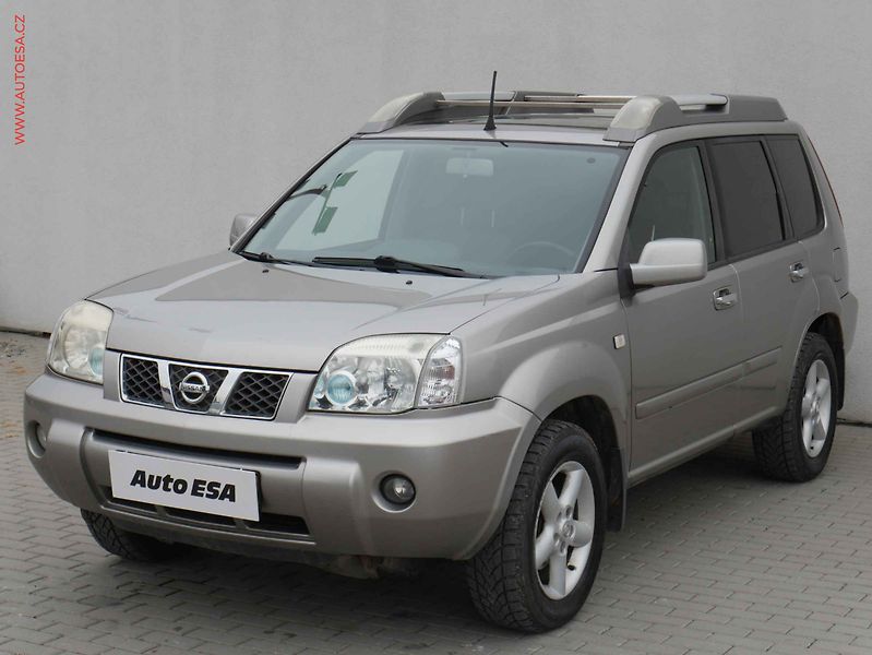 Nissan X-Trail (2004) 2.2 dCi, ČR - fotka 3 z 18