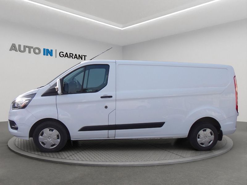 Ford Transit Custom (2023) Trend 300 Van 2.0 96kW - fotka 3 z 25