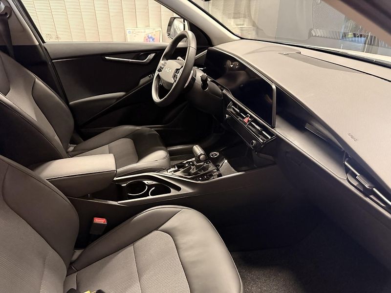 Kia Niro (2023) 1.6 GDI,HEV,ČR,ZÁRUKA 2030 - fotka 3 z 32