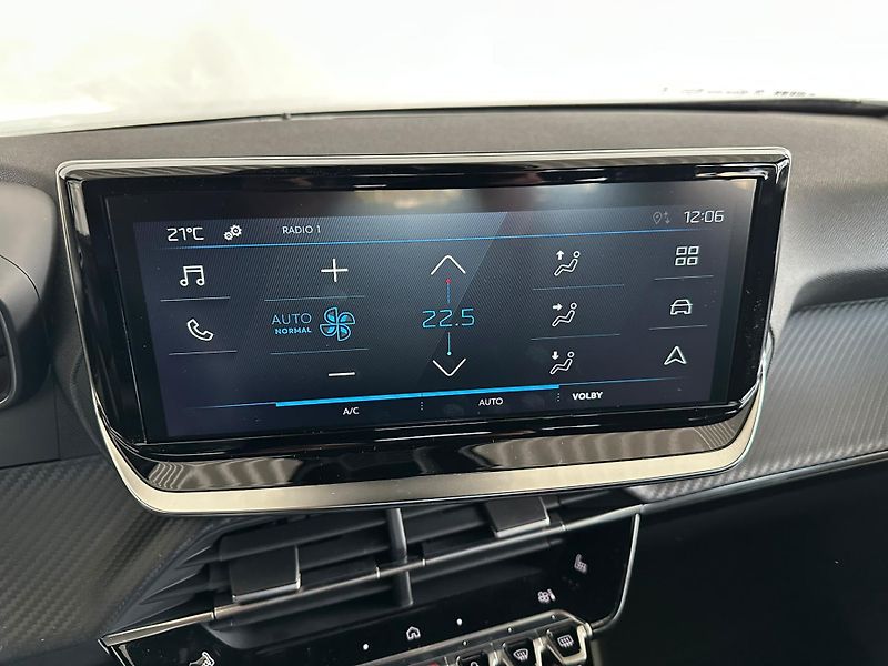 Peugeot 2008 (2026) STYLE Hybrid 110 e-DCS6 - fotka 15 z 17
