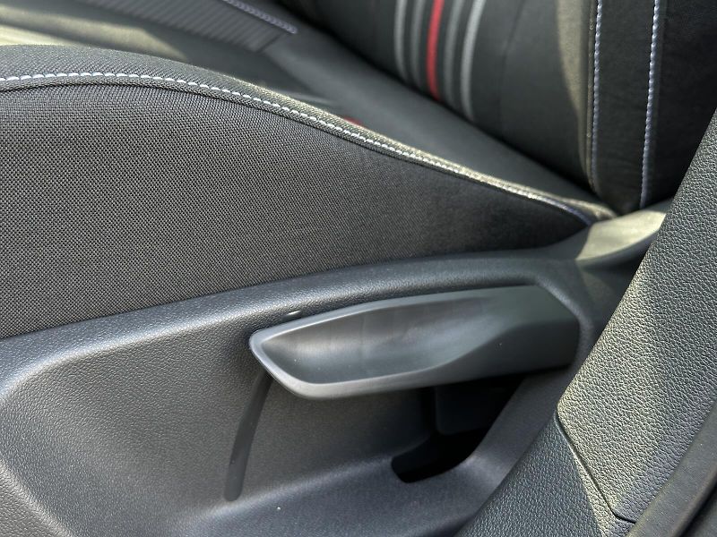 Škoda Kamiq 1.0TSi Monte Carlo 116PS Matri - fotka 15 z 44
