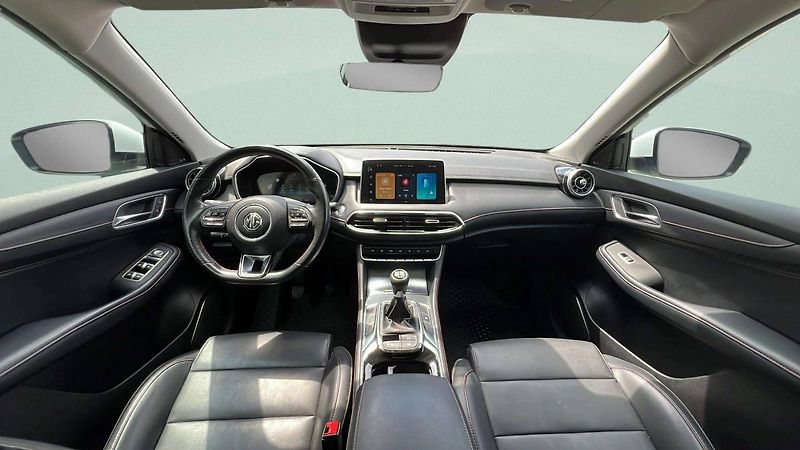 MG HS Emotion 1.5 T-GDI MT6 (119kW)/ - fotka 14 z 37