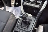 Volkswagen Touran (2017) 1.4TSI 110kw 7MÍST CLBMT NAVI - náhled 38