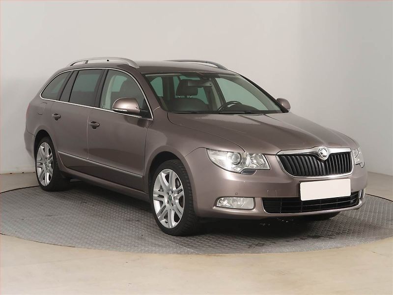Škoda Superb (2010) 2.0 TDI, Automat, Navi, Xenony - fotografie inzerátu