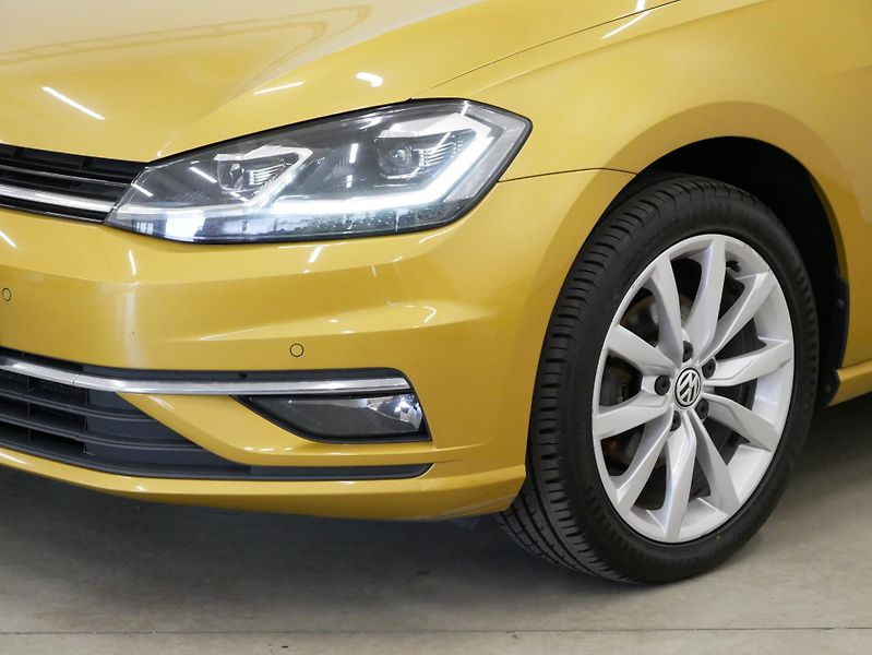 Volkswagen Golf - fotka 9 z 26