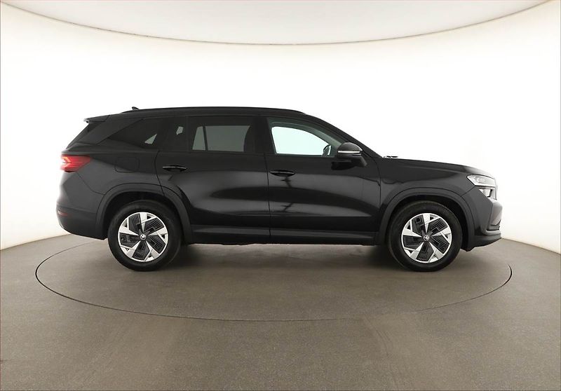 Škoda Kodiaq (2025) 2.0 TDI, SELECTION, DPH - fotka 6 z 16