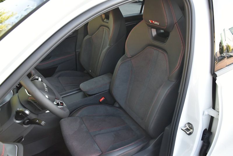 Škoda Kodiaq (2026) RS 2,0 TSI 195 kW 7-stup. auto - fotka 25 z 46
