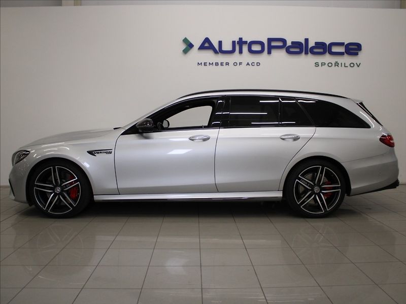 Mercedes-Benz Třídy E E63s 612k.4M 65 780km.DPH   4, - fotka 5 z 45