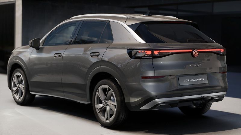 Volkswagen T-Roc (2026) 1,5   Style 1,5 eTSI 110 kW 7D - fotka 3 z 5