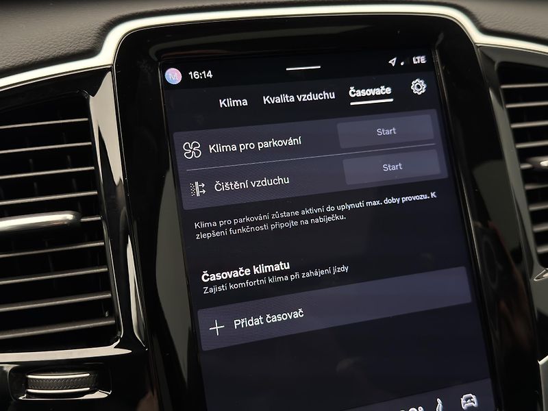 Volvo XC90 T8 AWD RECHARGE BRIGHT PLUS CZ - fotka 49 z 55