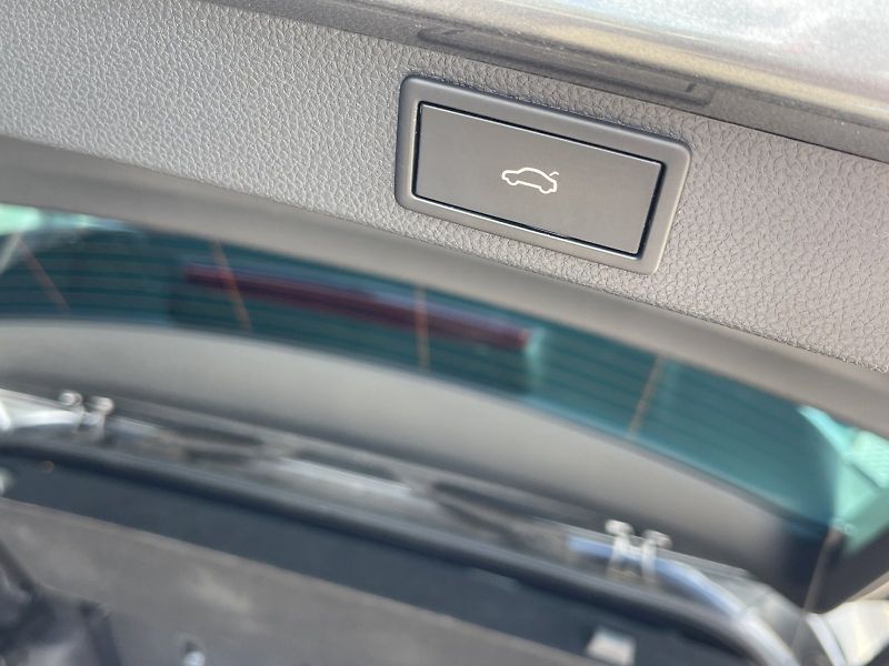 Škoda Karoq (2024) 1.5 TSI 110kW DSG SportLine - fotka 31 z 34