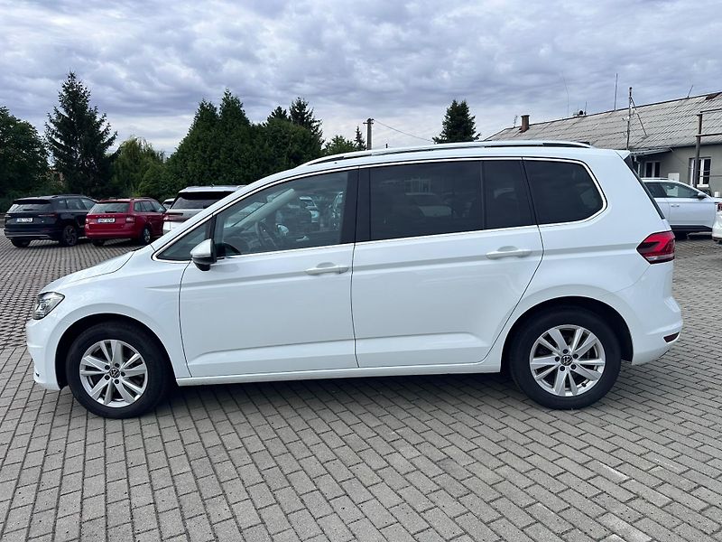 Volkswagen Touran 2.0 TDI 110kW DSG Highline - fotka 3 z 16