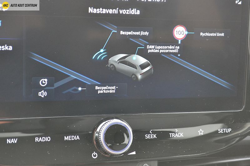 Hyundai i30 WG 1,5I MT SMART FL NAVI - fotka 26 z 45