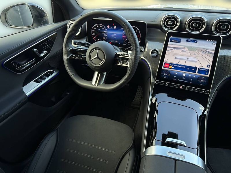 Mercedes-Benz GLC (2025) 200 d 4MATIC kupé - fotka 13 z 28