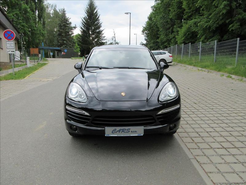 Porsche Cayenne 3,0 D, Navi, Kůže, 20ALU - fotka 3 z 33