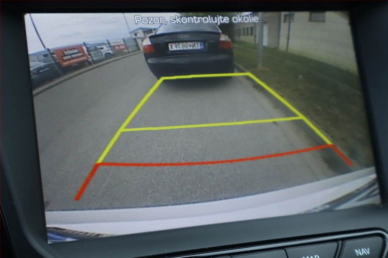 Hyundai i40 (2015) 1.7 CRDi, Automat, Serv.kniha - fotka 19 z 23