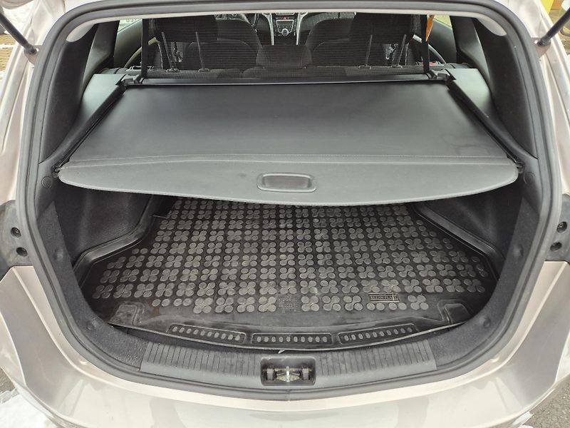 Hyundai i30 (2017) - fotka 7 z 16