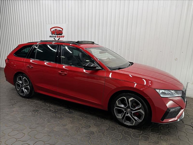 Škoda Octavia 2.0TDI 147kW DCC PANO RS PLUS - fotka 11 z 53