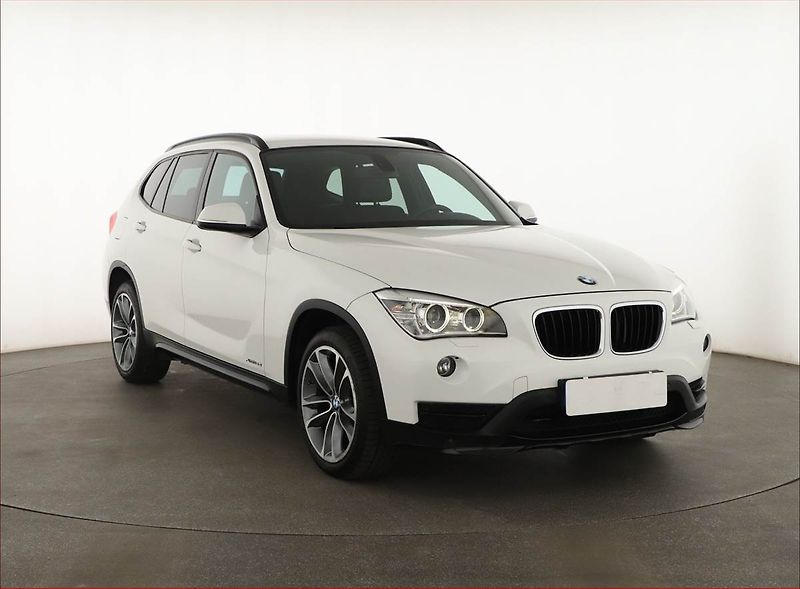 BMW X1 (2015) xDrive18d, 4X4, Automat - fotka 1 z 16