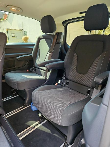 Mercedes-Benz Třídy V (2023) 2.0 /140kW - fotka 9 z 11