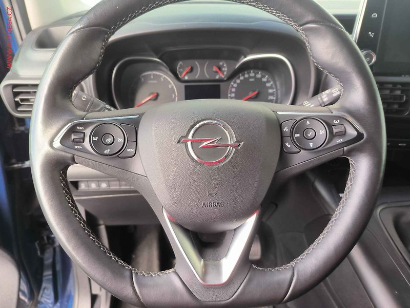 Opel Combo (2019) 1.2T, 2.maj,ČR, AC, tempo - fotka 15 z 21