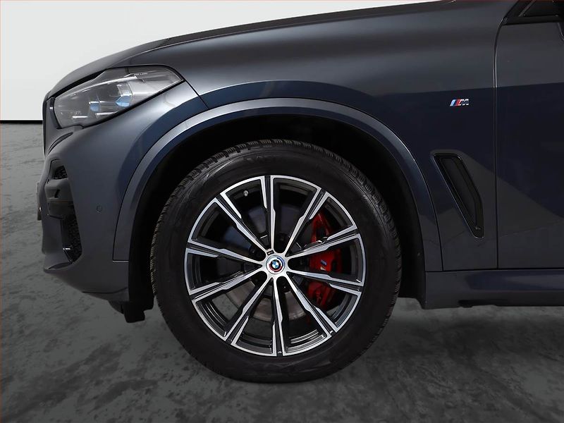 BMW X5 (2022) xDrive30d - fotka 13 z 25