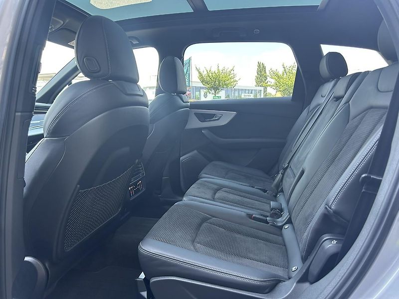 Audi SQ7 TDI 320 KW QUATTRO - fotka 14 z 24