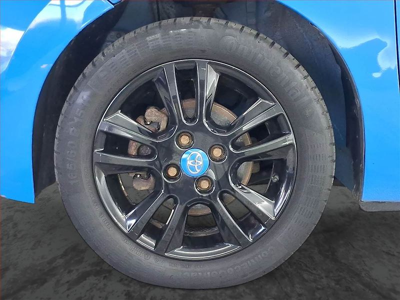 Toyota Aygo (2016) 1.0 VVT-i, Tempomat - fotka 14 z 17