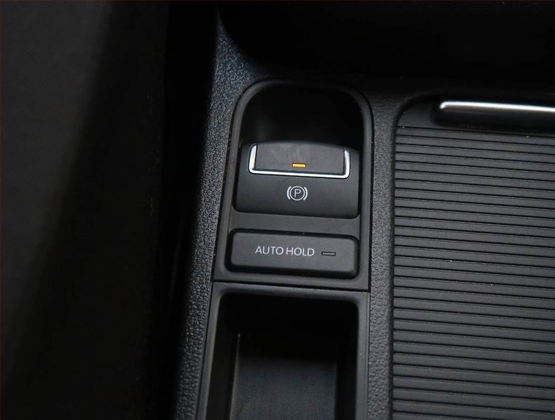 Volkswagen Tiguan (2014) 2.0 TDI, Navi, Tempomat - fotka 19 z 22