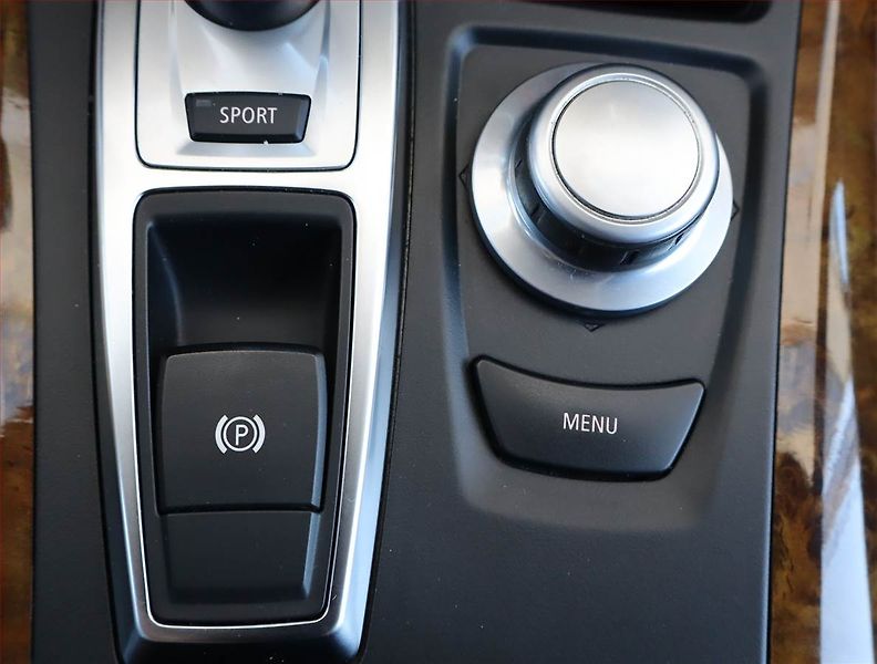BMW X5 (2007) 3.0d, 4X4, Automat - fotka 17 z 23