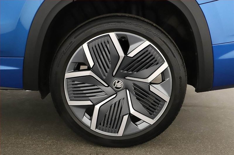 Škoda Kodiaq (2025) 2.0 TDI, Sportline, Navigace - fotka 12 z 21