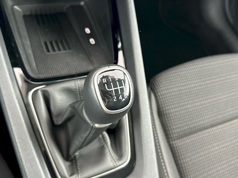 Škoda Octavia (2025) Combi 1.5TSI 110kW Selection - fotka 21 z 28