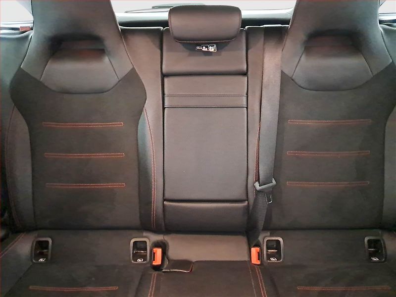 Mercedes-Benz CLA (2020) 200 d 4MATIC - fotka 10 z 16
