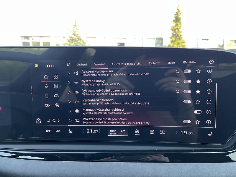 Audi A5 (2025) Avant TDI quattro 150kW STR - fotka 22 z 29
