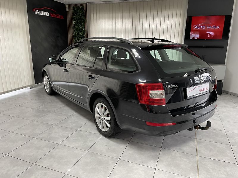 Škoda Octavia 2.0 TDi 110 kW DSG REZERVACE  - fotka 8 z 23