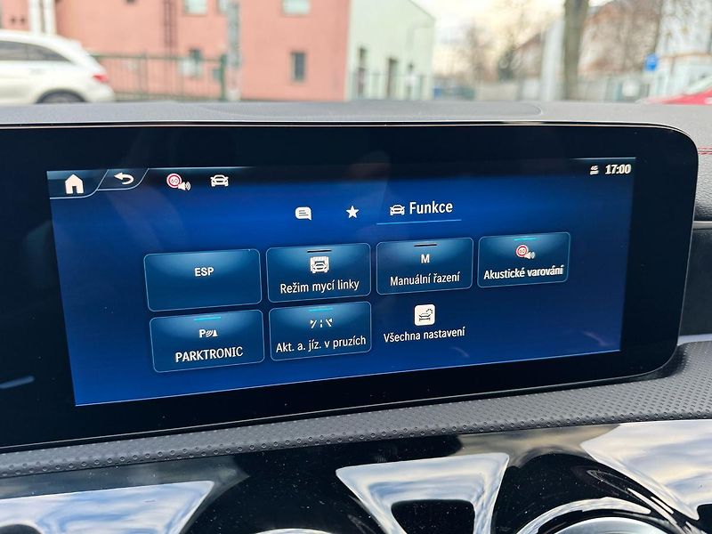 Mercedes-Benz CLA 200 Shooting Brake AKCE - fotka 21 z 32