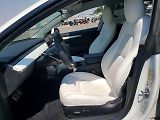 Tesla Model 3 (2021) Auto na cestě - náhled 7