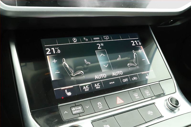 Audi A6 (2023) 40 TDI - fotka 15 z 18