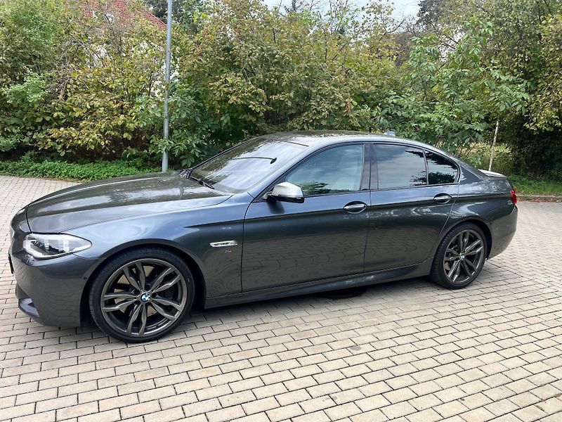 BMW Řada 5 (2016) - fotka 2 z 19
