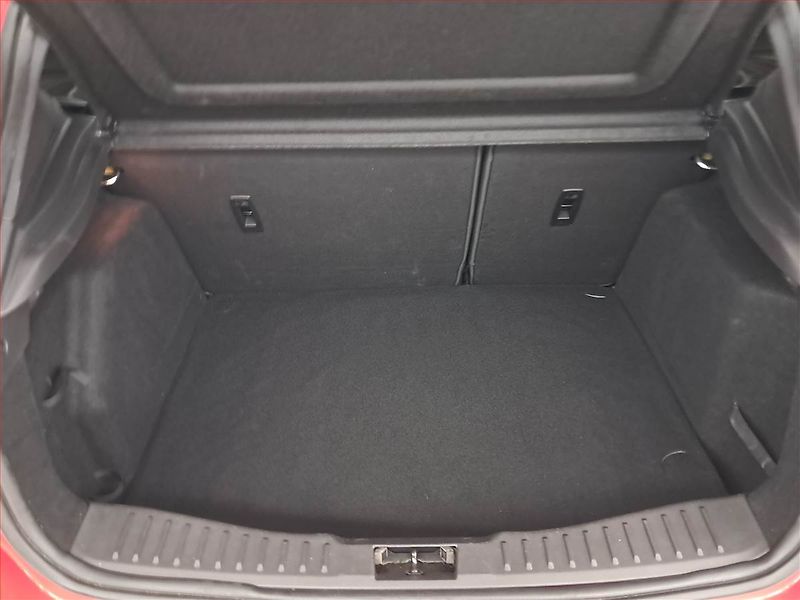 Ford Focus (2017) 1.5 EcoBoost, Serv.kniha, Navi - fotka 13 z 19