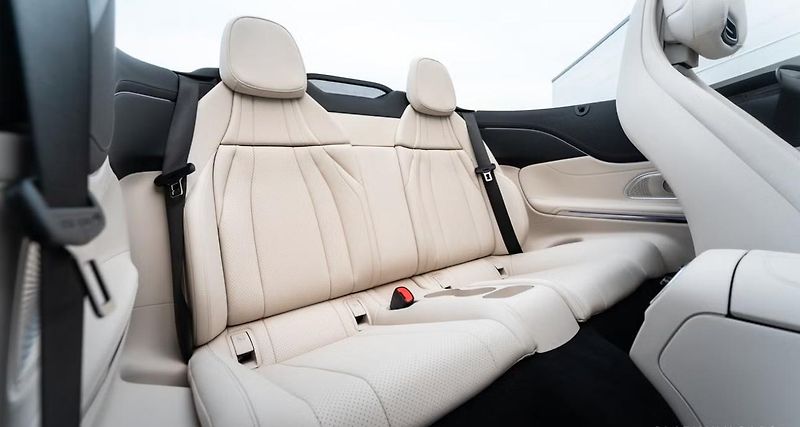 Mercedes-Benz CLE 300 4M AMG 360k Světlý inter.  - fotka 7 z 21