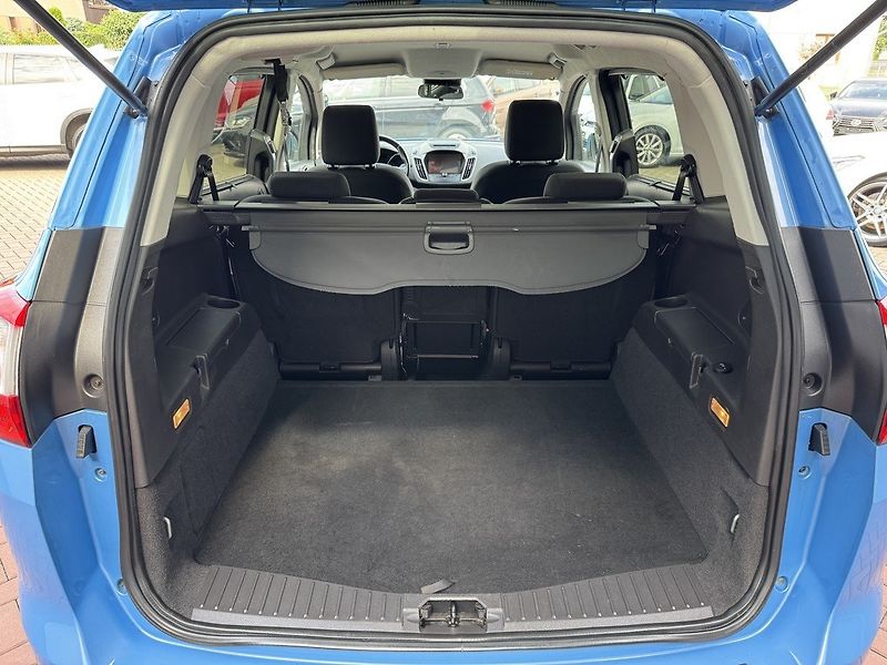 Ford Grand C-MAX (2018) 1.6Ti-VCT Digi Klima Tempomat - fotka 22 z 49