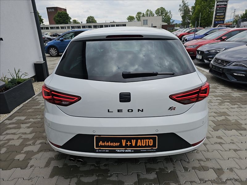 Seat Leon 1,4TSi 110KW FR led NAVI - fotka 7 z 44