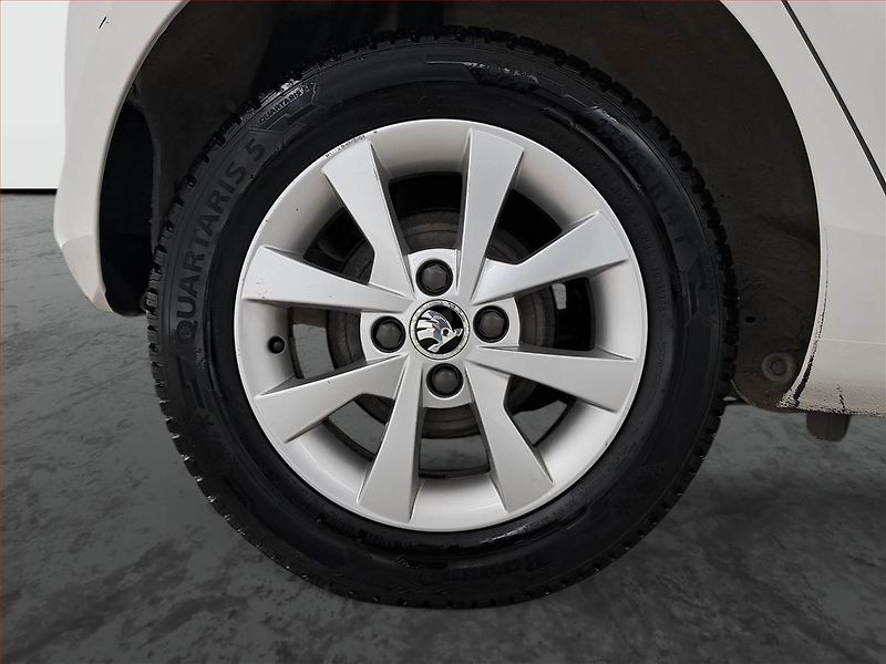Škoda Citigo (2016) Style 1.0 MPI, Park. senzory - fotka 14 z 14